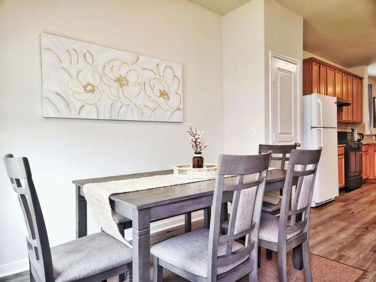 4 Bedroom Home Near Downtown Med Center Nrg Stadium Pearland Skyview Long By Ion Rentals Хьюстон Экстерьер фото