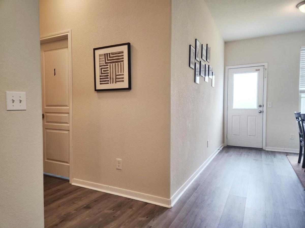 4 Bedroom Home Near Downtown Med Center Nrg Stadium Pearland Skyview Long By Ion Rentals Хьюстон Экстерьер фото