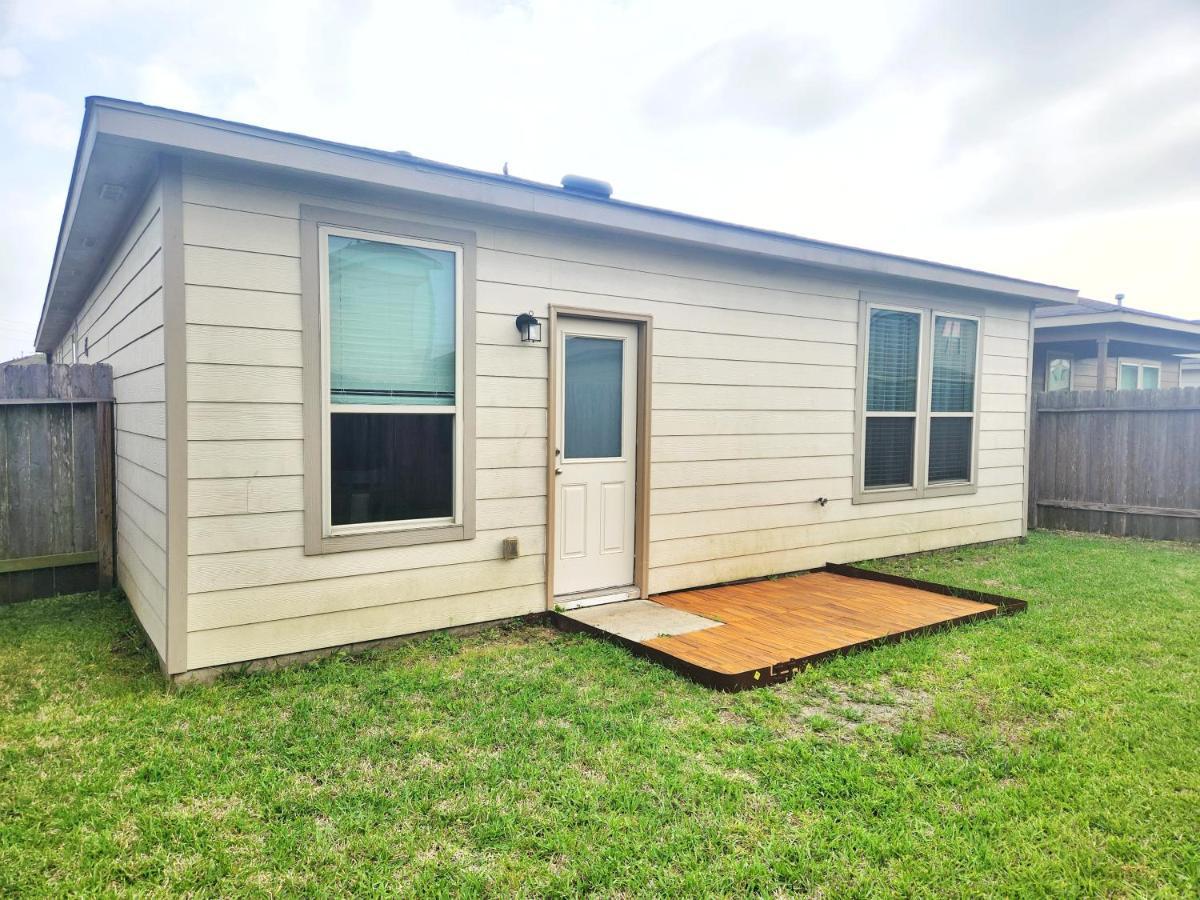 4 Bedroom Home Near Downtown Med Center Nrg Stadium Pearland Skyview Long By Ion Rentals Хьюстон Экстерьер фото