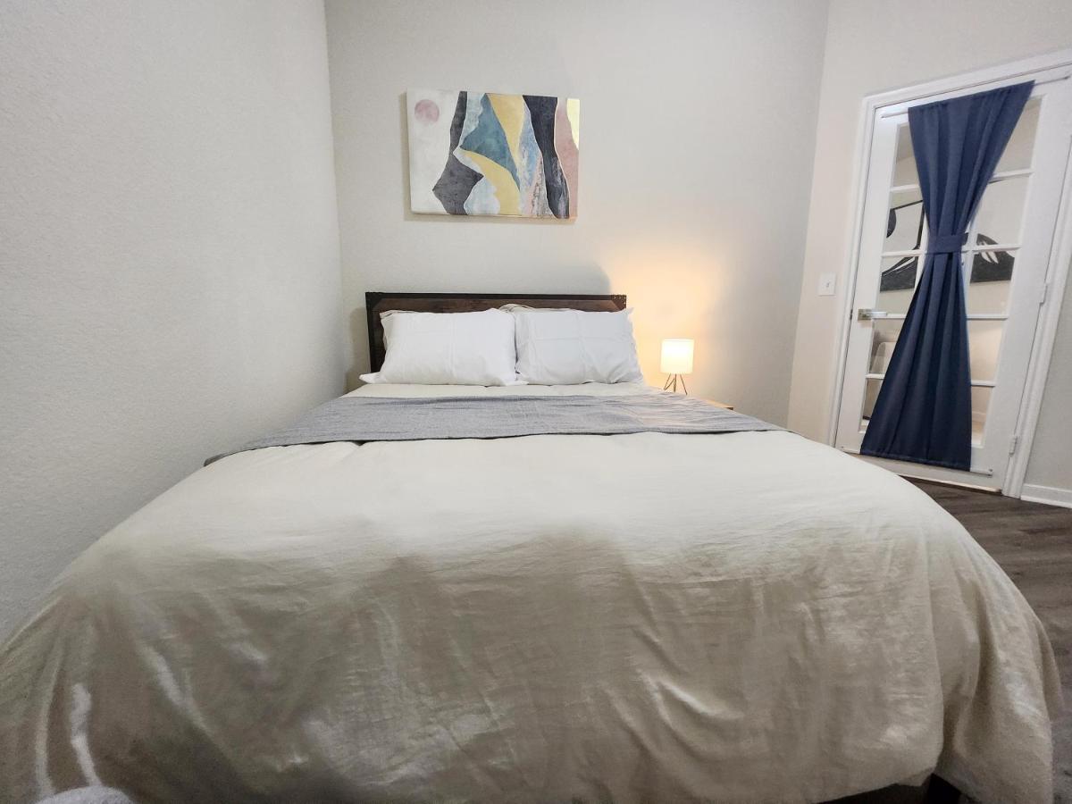 4 Bedroom Home Near Downtown Med Center Nrg Stadium Pearland Skyview Long By Ion Rentals Хьюстон Экстерьер фото